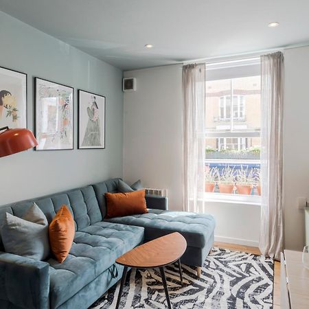 Bijou Flat On Broadway Market Londra Esterno foto
